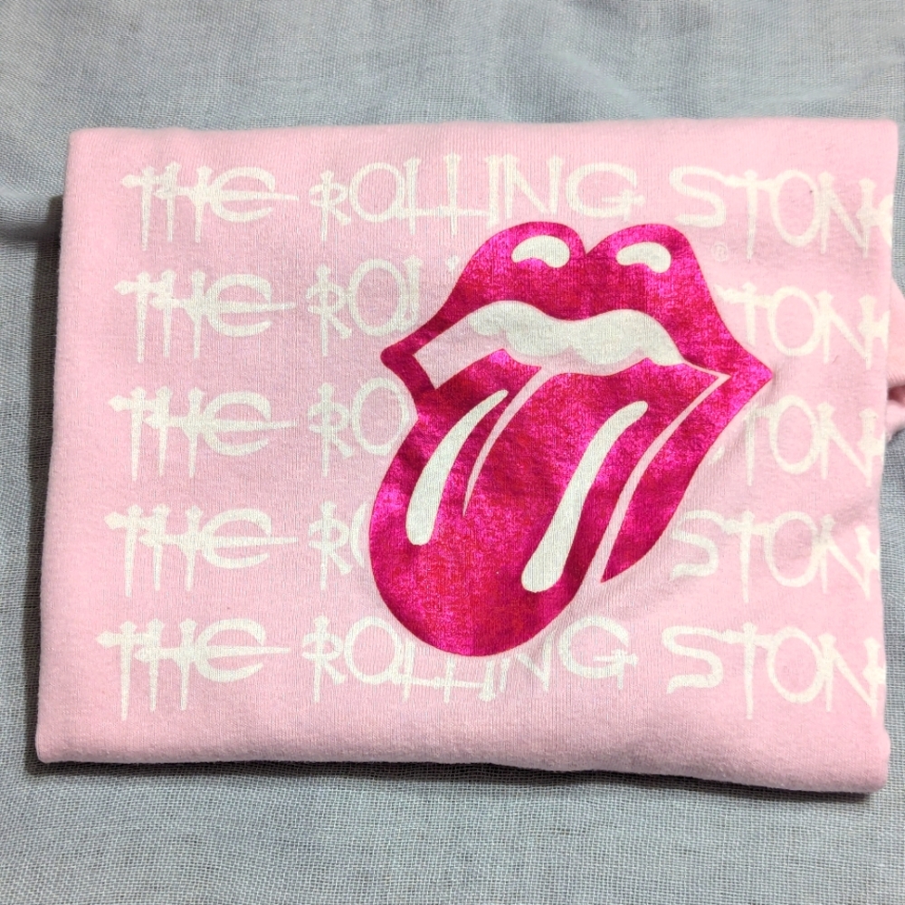 Pink Rolling stones Graphic Tee with Iconic Lips Design